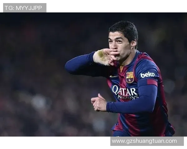 足球球星绑手背后的故事与象征意义探索